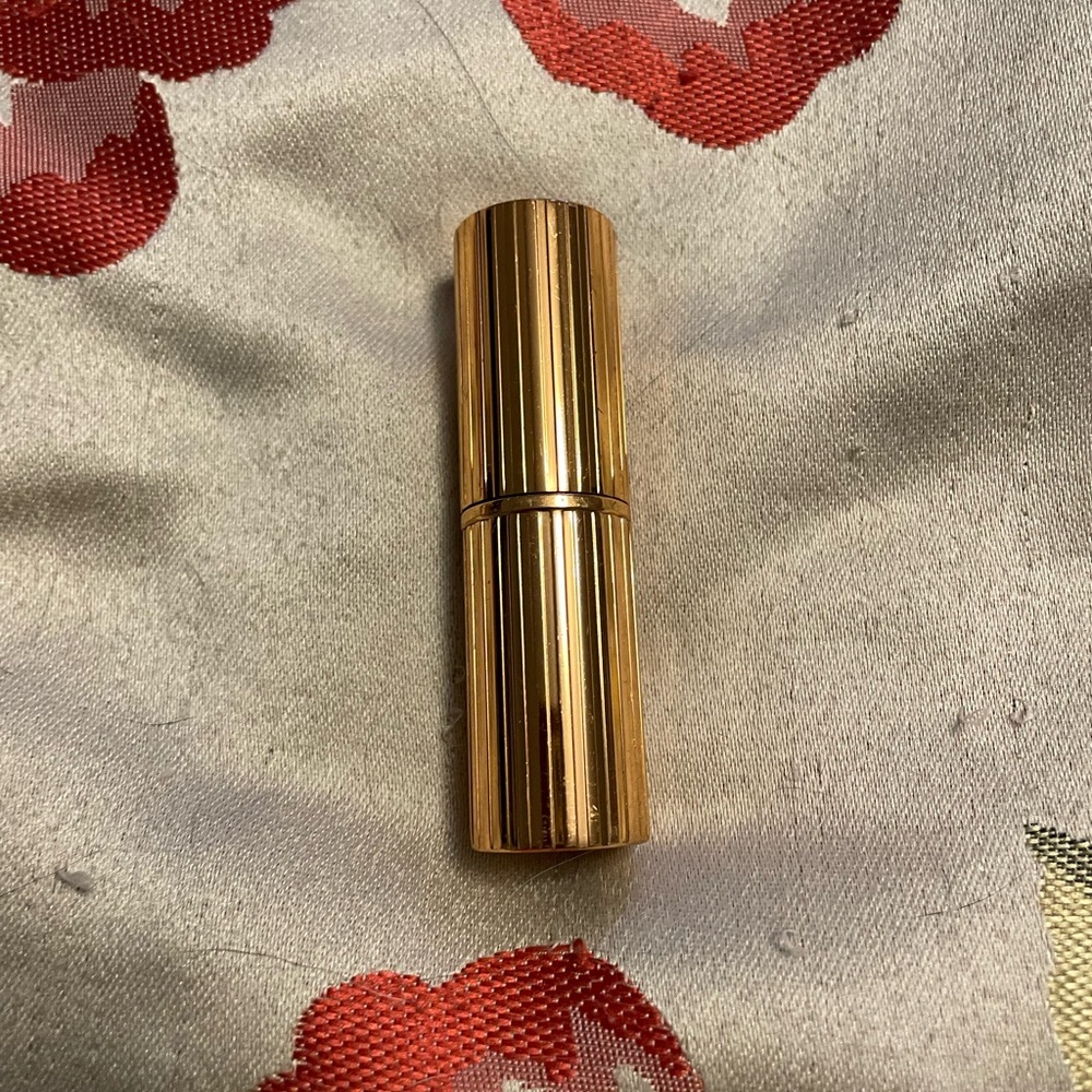Charlotte Tilbury Lipstick - Very Victoria